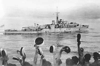 £19.99 • Buy 22 Photographs Of Hms Amethysts Escape From The Yangtze In 1949