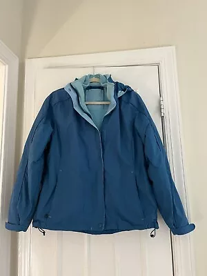 LL Bean M Reg 3-in-1 Insulated Jacket With Fleece Liner Really Good Condition • $32.98