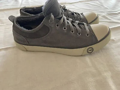 UGG Evera Women’s Gray Suede Fur Lined Lace Up Sneakers Size 9 EUC • $25