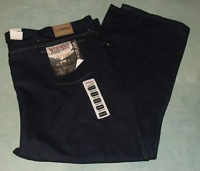 Mens NWT Wrangler Rugged Wear Stretch Jeans 58 X 30 Dark Blue Classic Fit • $29.62