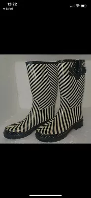 Merona Black & Cream Striped W/spots  Womens Sz 7 Rubber Rain Boots Water Proof • $30