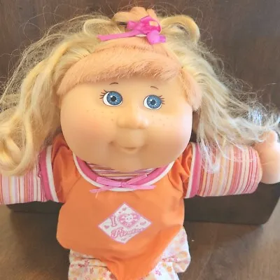 CABBAGE PATCH KID PLAY ALONG MAGIC TOUCH COLOR Corn SILK Hair Doll Freckles 2007 • $36.99