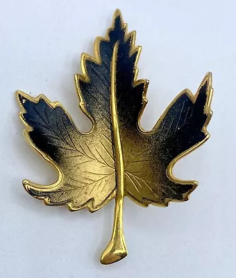 C2-861 Vintage Brooch Gold Tone Pin 2.25  Enamel Fall Maple Leaf • $4.99