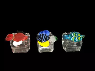 X 3 Vintage Acrylic NAPKIN RINGS/ Holders Each With Applied ART GLASS FISH • $30