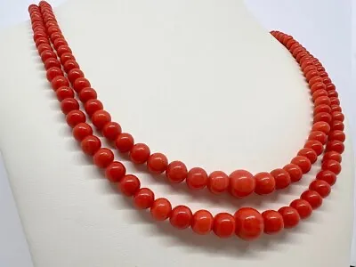 Old Vintage Women's Jewelry Necklace Beaded Red Coral 18k Gold Clasp Italy 20thC • $2225