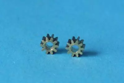 £3.99 • Buy HORNBY BRASS 5 POLE SPUR GEAR X2 For RINGFIELD MOTOR 10 TOOTH X9061 SPARES