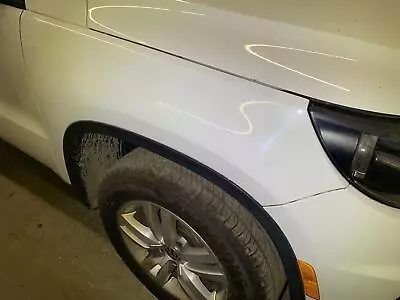 (LOCAL PICKUP ONLY) 14 VW TIGUAN Fender Right • $330