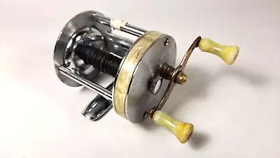 Vintage Shakespeare Triumph Model 1958 Baitcast Fishing Reel • $9.99