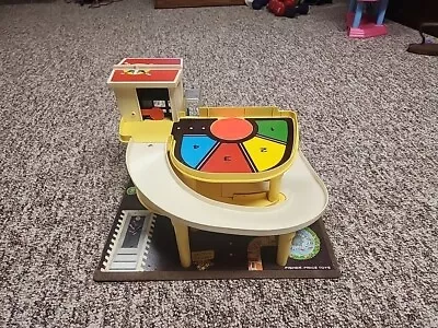 Vintage FISHER PRICE Toy 930 Action Garage Parking Ramp Service Center Elevator • $9