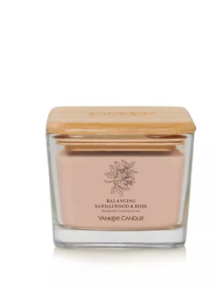 YANKEE CANDLE Balancing Sandalwood Rose Medium Jar Candle • £26.27