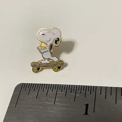 Vintage 1958 Snoopy Skateboard Enamel Lapel Pin Brooch United Syndicate Gold • $13.99