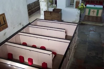 Photo 6x4 Interior Of Old Romney Church It Was The Box Pews That Gave The C2004 • £2