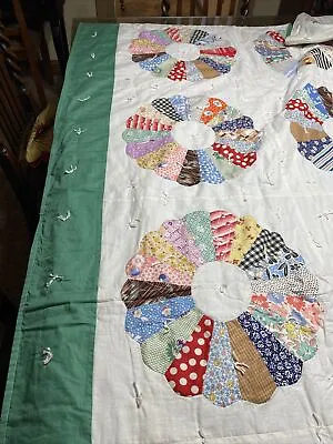 Vintage Dresden Plate Quilt Hand Appliquéd Tied Gorgeous 78” X 86”. EB25 • $175