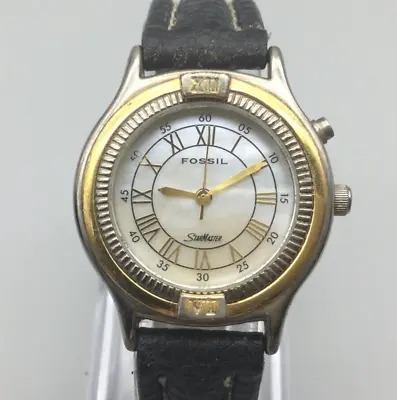 Vintage Fossil StarMaster Watch Women Silver Gold MOP Leather New Battery • $25.49