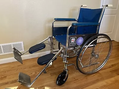 Traveler Wheelchair • $80