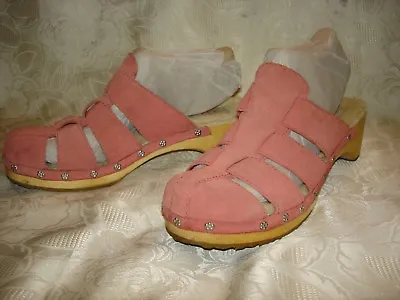 Women's UGG 1680 Clogs Mules Pink Leather Slip On Size 7 • £14.60