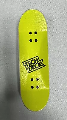 Tech Deck Blind Neon Invasion (B93F) • $18