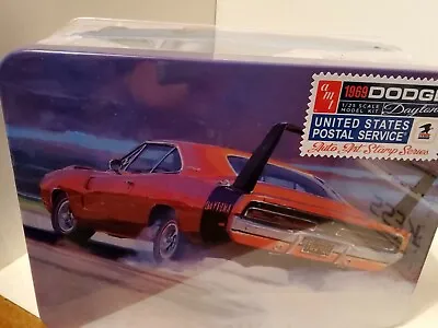 £59.99 • Buy 1/25 1969 Dodge Charger Daytona , Amt Plastic Kit In Collectors Tin