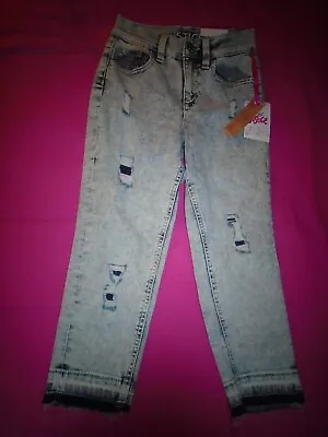 NEW Girls Size 7 Justice Jeans Acid Wash Mini Mom Jean Distressed Crop NWT • $4.68