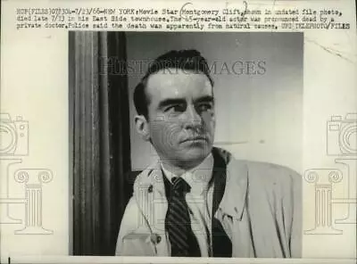 1966 Press Photo Actor Montgomery Clift In  The Heiress  - Mjc28569 • $19.99