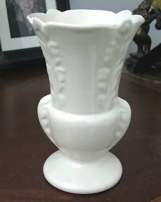 Vintage Cream/White Feather Pottery Vase  8  MCM USA 598 • $15