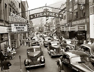 1946 WELCH WEST VIRGINIA Street Scene PHOTO Old Cars  (199-U) • $11.33