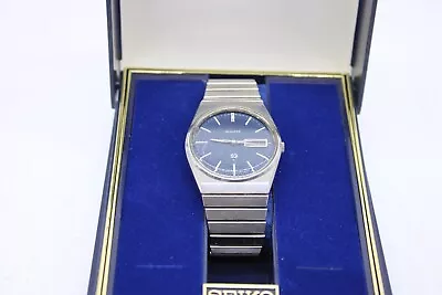 F Vintage Seiko SQ Gents Quartz Day/ Date 7123-8310 Wristwatch Boxed • £1.72