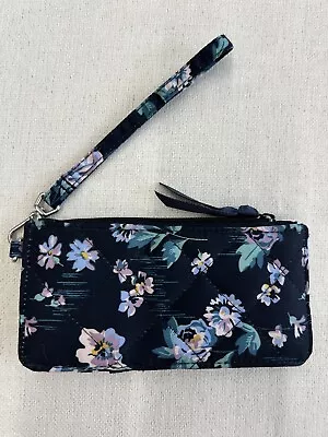 Vera Bradley Ultimate Card Case In Performance Twill Navy Garden • $25