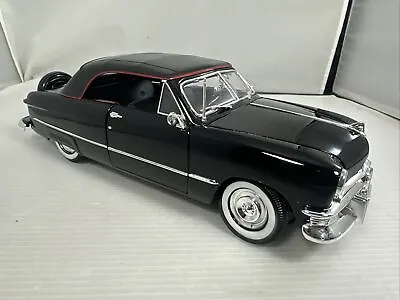 Maisto 1950 Ford Convertible 1:18 Scale Black Diecast Car • $23