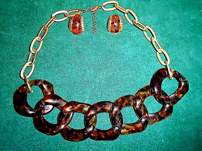 Vintage Pretty Lt. & Dk. Brown Spotted Round Lucite Link-bead Necklace/earrings • $3.99