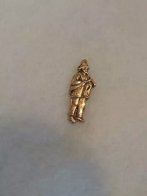 Vintage Goldtone Figural Charm Pendant.. PIED PIPPER.. Man Playing Musical Pipe • $9.50