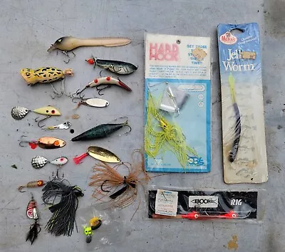 Vintage Fishing Lure Lot Spoons Worms Spinners Rooster Tails Crank Bait • $22.99