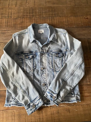 $15 • Buy Seed Denim Jacket Ladies