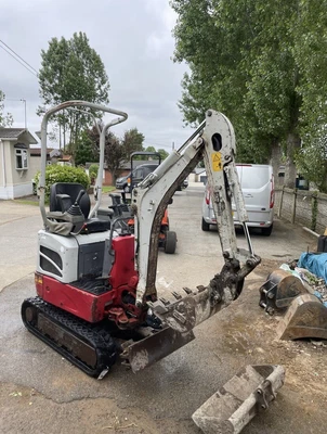 £1234 • Buy Takeuchi Tb210r 2017 Excavator