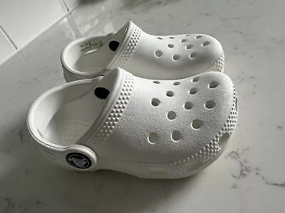 Crocs Child Size 7 White • £3