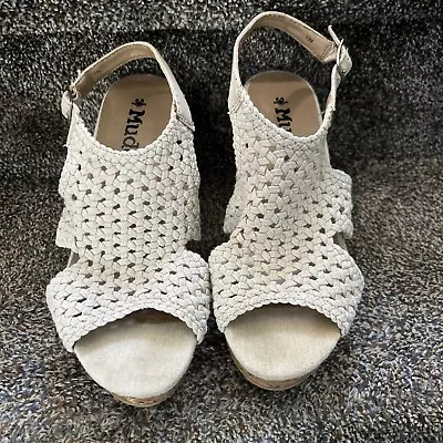 Mudd Beige Woven Crochet Cork Wedge  Sandals - 10 • $4.99