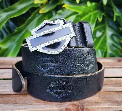 Harley Davidson Buckle & Belt Embossed Logo Black Leather Mens 32 1.5  USA MADE • $34.95