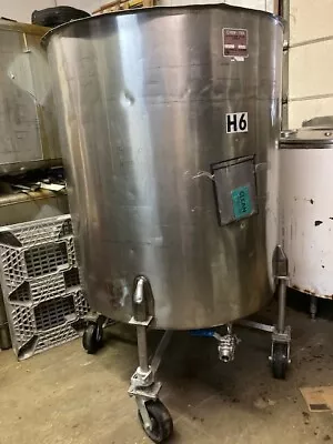 554 Gallon Stainless Steel Tank With Lid And Bottom Outlet H6  • $2325