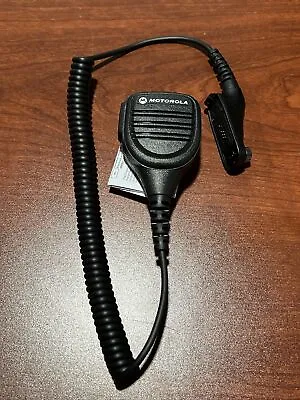 New Motorola PMMN4024A Speaker Microphone For XPR6550 PMMN4025 XPR7550 XPR7550e • $39.77