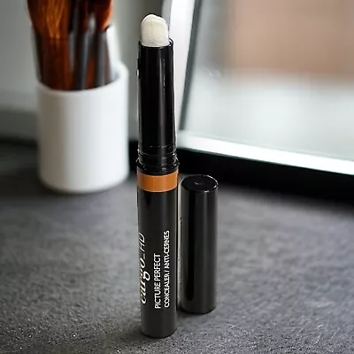 Cargo Picture Perfect Concealer 5W Full Size • $4.99