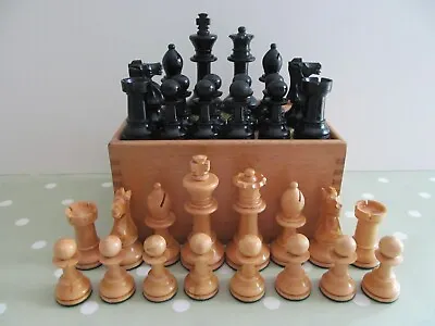 £120 • Buy VINTAGE WEIGHTED WOODEN CHESS SET COMPLETE IN A WOODEN BOX KING 85mm JAQUES ?