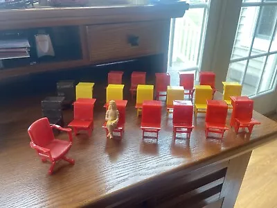 Vintage Renwal 1950's Plastic Dollhouse School Desk Furniture 20 Pieces • $0.99