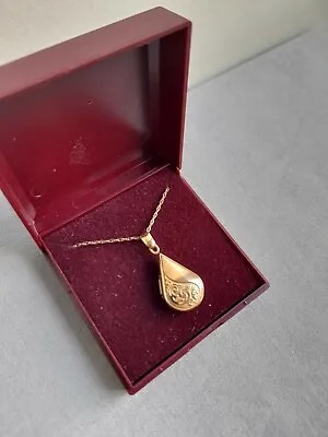 9ct Gold Necklace With 9ct 375 Picture Locket Pendant • £99.99