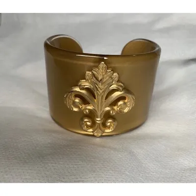 Vintage Lucite Fleur De Lis Cuff Bracelet Boutique Retro Mod Boho Estate • $24.98