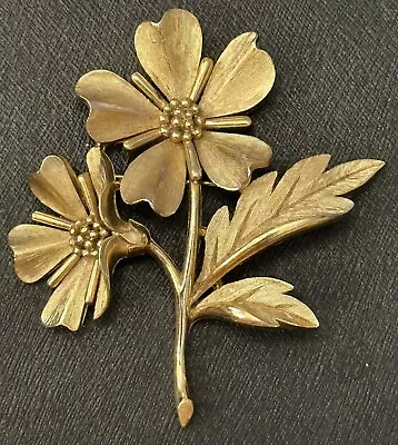 Vintage Signed Crown Trifari Columbine Flower Gold Tone Brooch 2&1/8' • $21.50