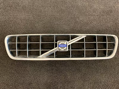 06-09 Volvo C70 Upper Grill Assembly 8620343 • $69