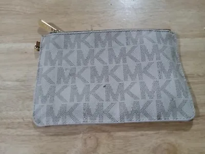 Michael Kors Small Wallet Coin Purse 8.5  X 5.5  • $29.99