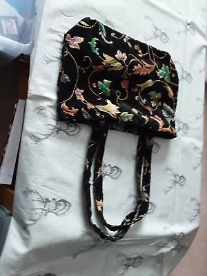 Ladies Tapestry Handbag • £4.99