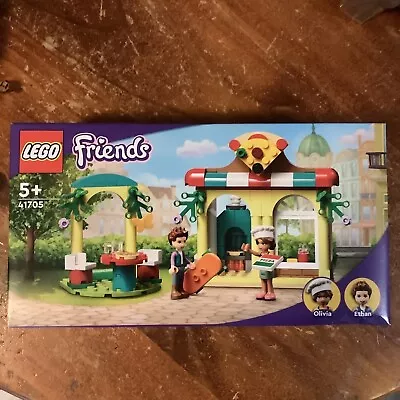 LEGO Friends Heartlake City Pizzeria 41705 • $15