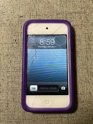Apple IPod Touch (4th Generation) A1367 White 8GB Capacity Cracked Screen WORKS • $14.99